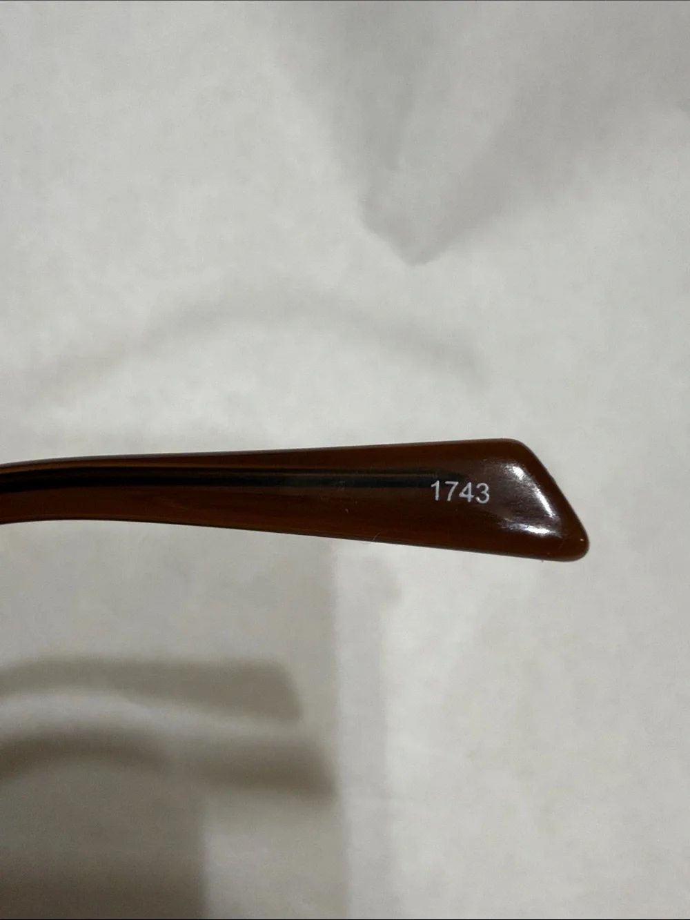 Chic Two-Tone Brown Gradient Cat-Eye Eyeglass Frames - Size 56-16-140